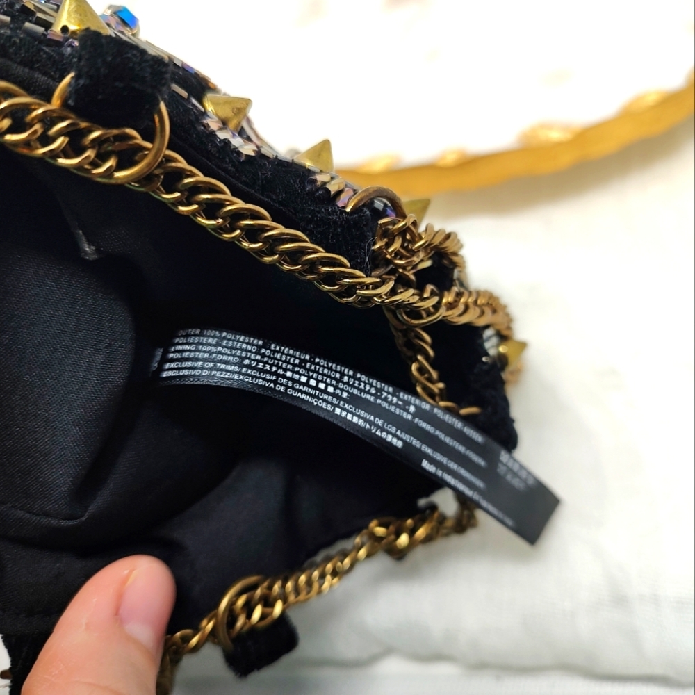 NWT Urban Outfitters Keira Embellished Small Bucket Bag - Picture 6 of 8
